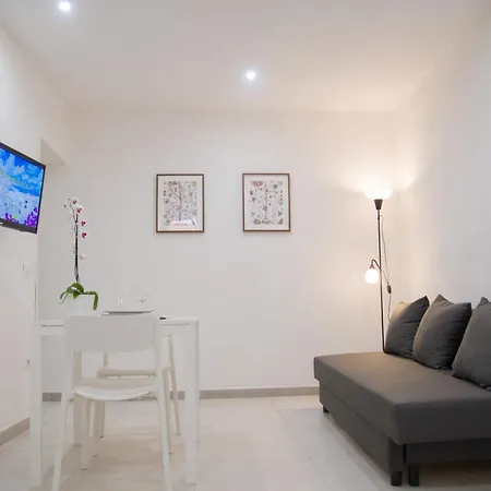 Apartment Cozy On The Seafront Napoli-mergellina Naples