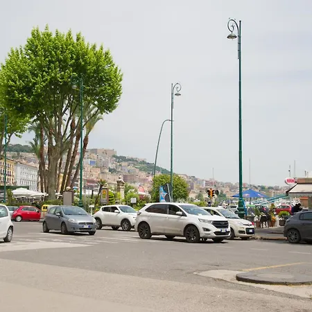 Cozy On The Seafront Napoli-mergellina *